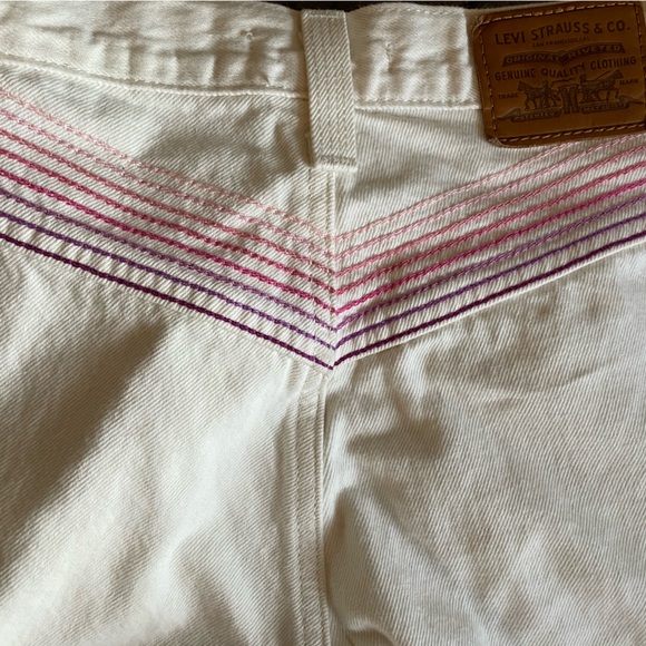 Levi's Ribcage Straight Ankle Chasing Rainbow Jeans - Picture 2 of 3